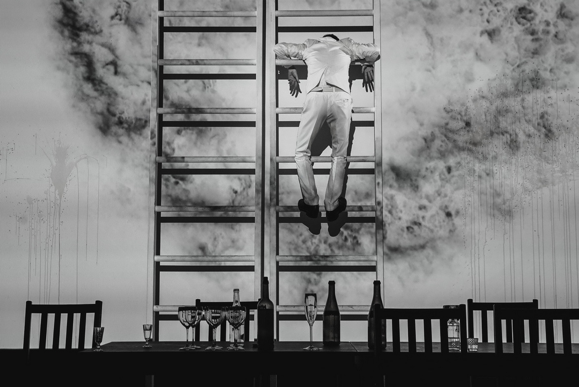 Первая премьера нового года на Новой сцене Александринского театра — “Тварь” Никиты Кобелева
