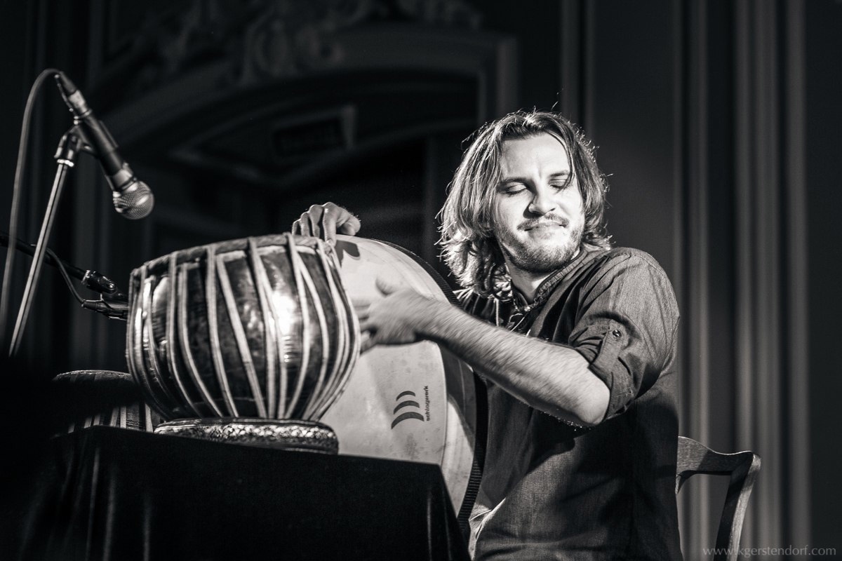 Сближаем сердца