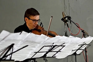 Михаил Крутик (скрипка)