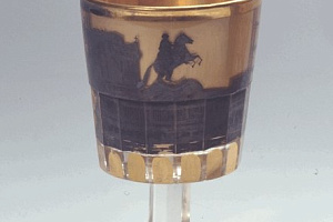 Бокал с изображением Сенатской площади. Хрустальный завод А. И. Бахметьева. 1795 — 1820-е гг. 