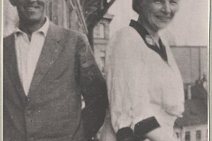 С. М. Алянский. Портрет А. А. Блока и Л. Д. Блок на балконе дома на Пряжке. 1919