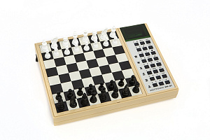 Шахматный компьютер “Электроника ИМ-01”, Объединение электронного приборостроения “Светлана” 1986, экспонат предоставлен Яндекс Музеем