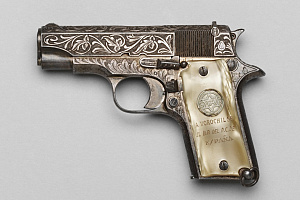 Пистолет “Стар”, модель Д, кал. 9 мм. Принадлежал Маршалу Советского Союза К.Е. Ворошилову. Испания, Эйбар, фирма “Стар Бонифасио Эчеверриа” (Star Bonifacio Echeverria), 1930-е гг. Музеи Московского Кремля